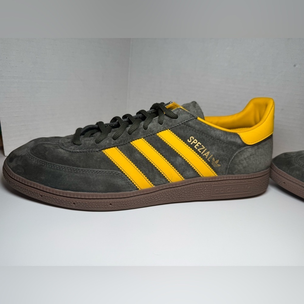 🔥RARE Adidas Handball Spezial Night Cargo Tribe Yellow Adidas - Picture 8 of 16